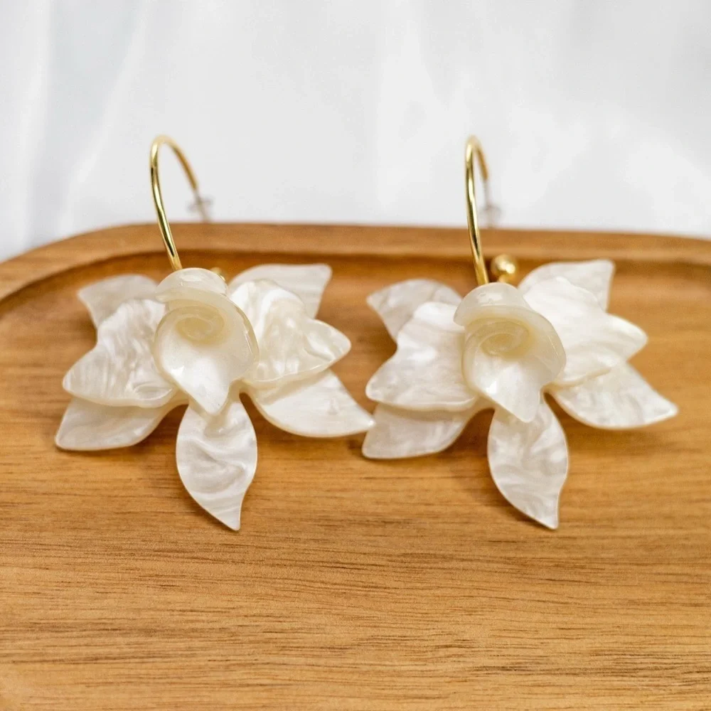 ✨Anthropologie Josefine Earrings